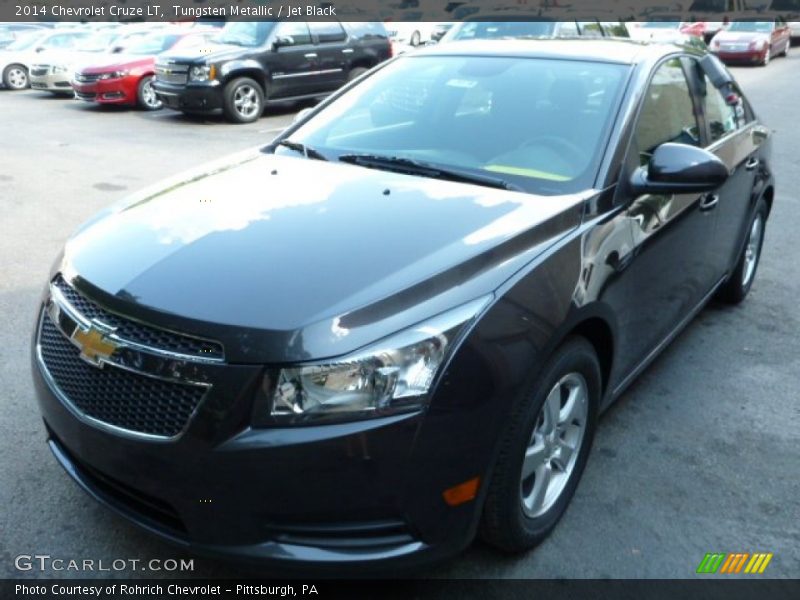 Tungsten Metallic / Jet Black 2014 Chevrolet Cruze LT