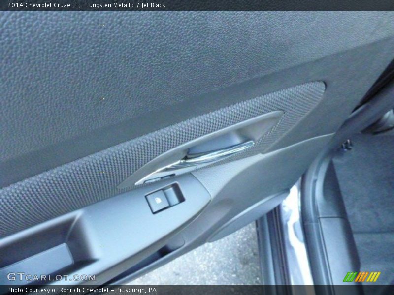 Tungsten Metallic / Jet Black 2014 Chevrolet Cruze LT