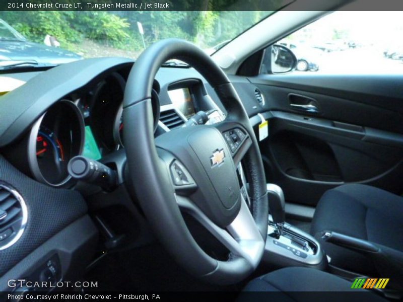 Tungsten Metallic / Jet Black 2014 Chevrolet Cruze LT