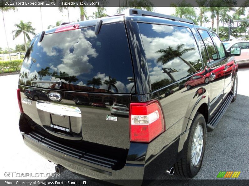 Tuxedo Black / Stone 2013 Ford Expedition EL XLT