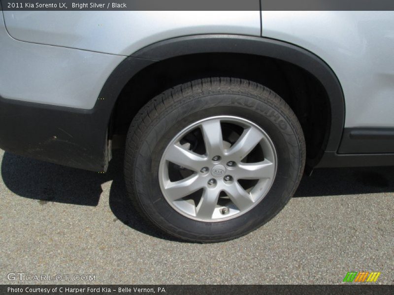 Bright Silver / Black 2011 Kia Sorento LX