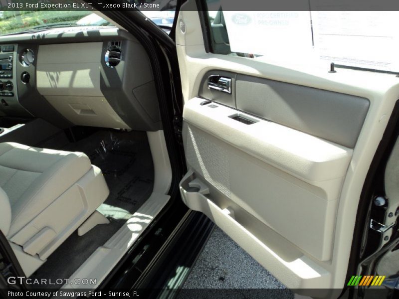 Tuxedo Black / Stone 2013 Ford Expedition EL XLT