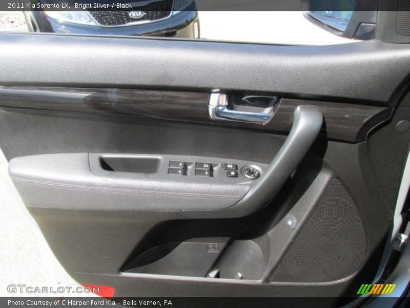 Bright Silver / Black 2011 Kia Sorento LX