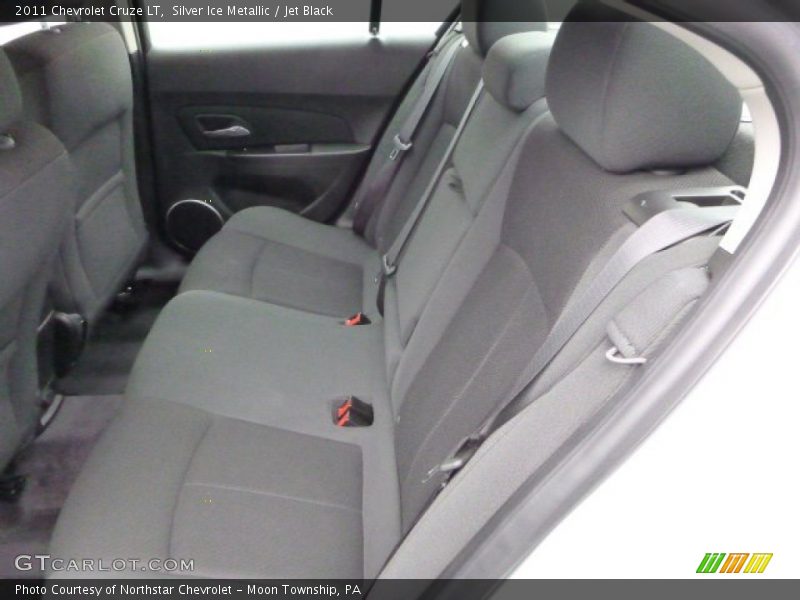 Silver Ice Metallic / Jet Black 2011 Chevrolet Cruze LT