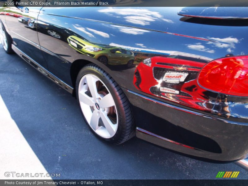 Phantom Black Metallic / Black 2005 Pontiac GTO Coupe