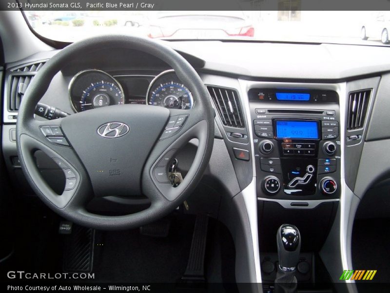 Pacific Blue Pearl / Gray 2013 Hyundai Sonata GLS