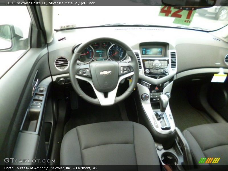 Silver Ice Metallic / Jet Black 2013 Chevrolet Cruze LT