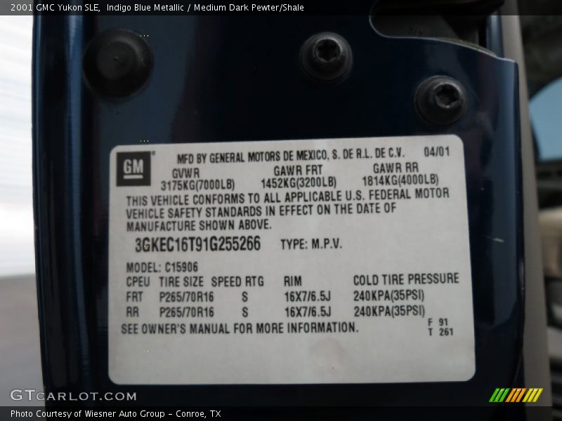 Indigo Blue Metallic / Medium Dark Pewter/Shale 2001 GMC Yukon SLE
