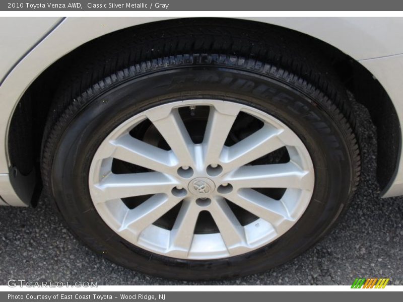 Classic Silver Metallic / Gray 2010 Toyota Venza AWD