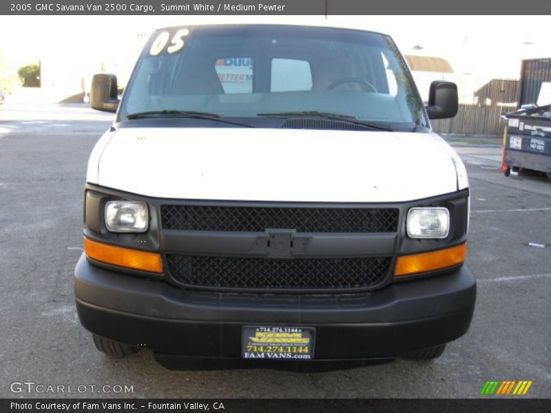 Summit White / Medium Pewter 2005 GMC Savana Van 2500 Cargo