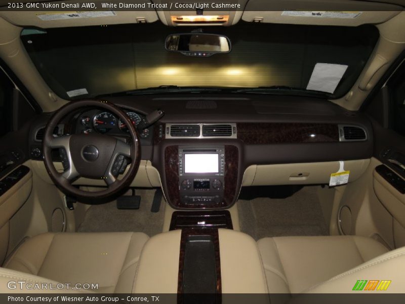 White Diamond Tricoat / Cocoa/Light Cashmere 2013 GMC Yukon Denali AWD