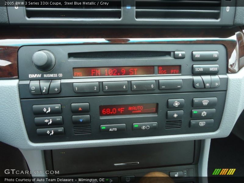 Audio System of 2005 3 Series 330i Coupe