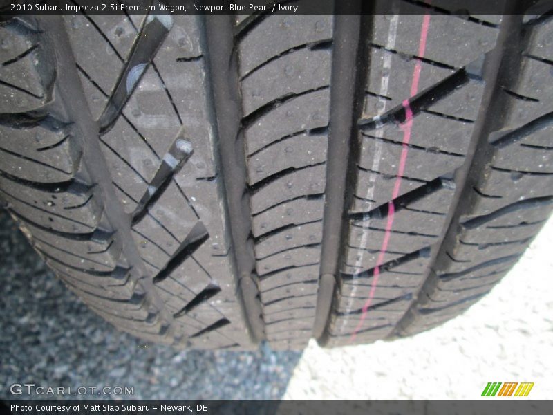 Newport Blue Pearl / Ivory 2010 Subaru Impreza 2.5i Premium Wagon