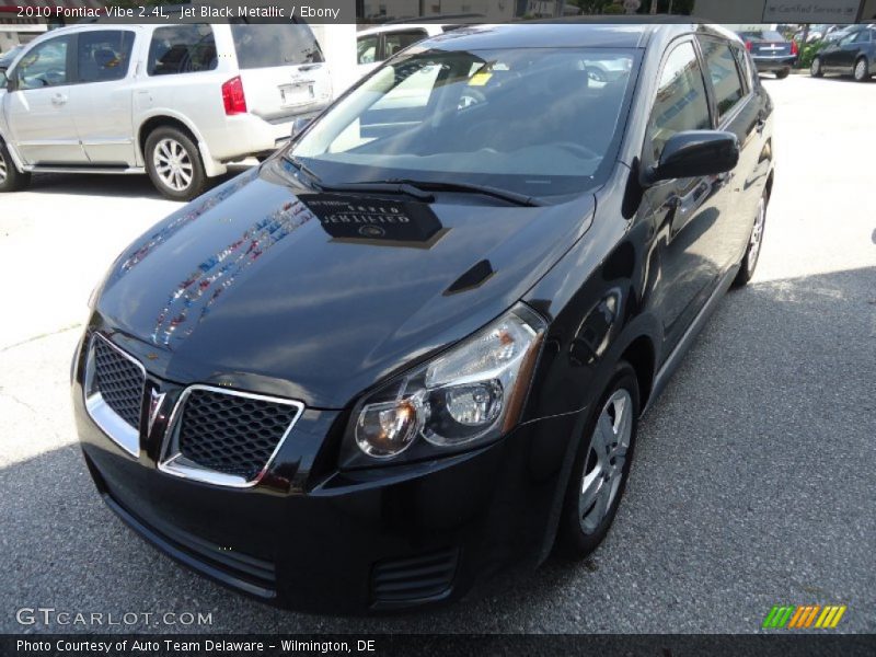 Jet Black Metallic / Ebony 2010 Pontiac Vibe 2.4L