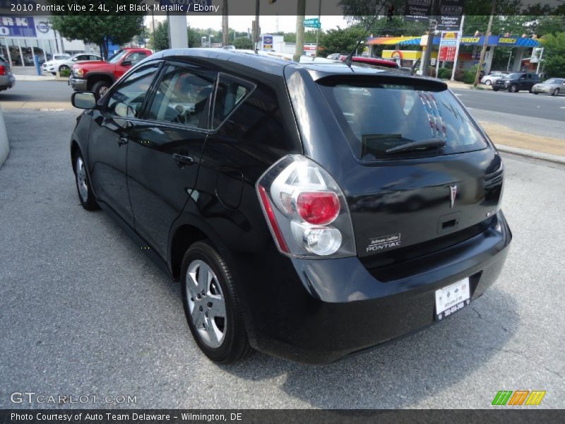 Jet Black Metallic / Ebony 2010 Pontiac Vibe 2.4L