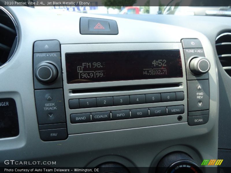 Jet Black Metallic / Ebony 2010 Pontiac Vibe 2.4L