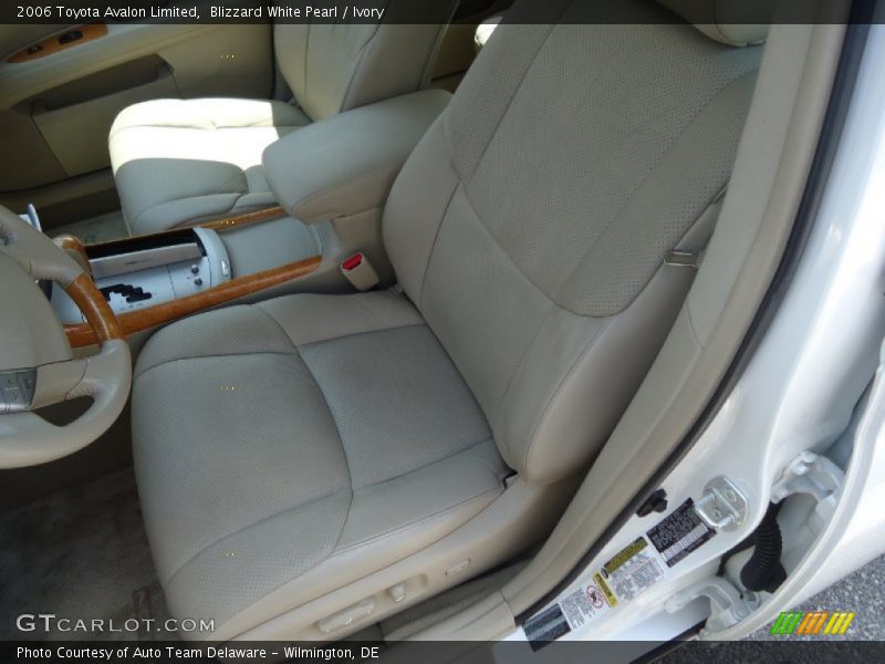 Blizzard White Pearl / Ivory 2006 Toyota Avalon Limited