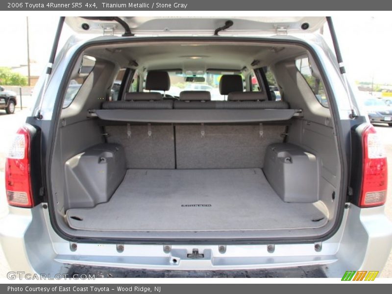 Titanium Metallic / Stone Gray 2006 Toyota 4Runner SR5 4x4