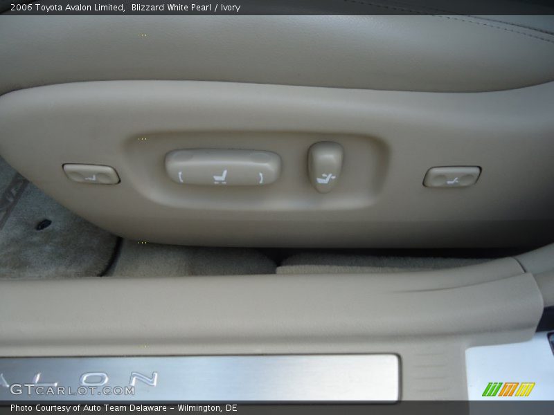 Blizzard White Pearl / Ivory 2006 Toyota Avalon Limited