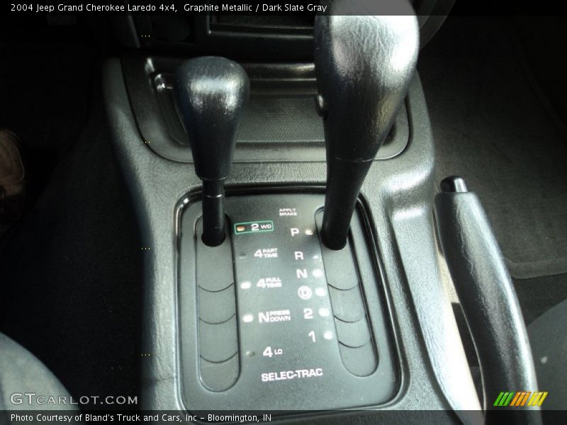 Graphite Metallic / Dark Slate Gray 2004 Jeep Grand Cherokee Laredo 4x4