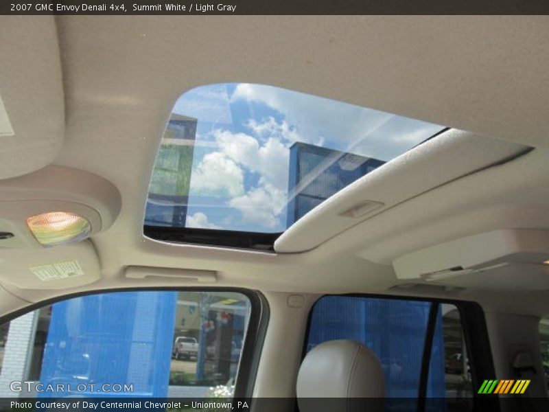 Summit White / Light Gray 2007 GMC Envoy Denali 4x4
