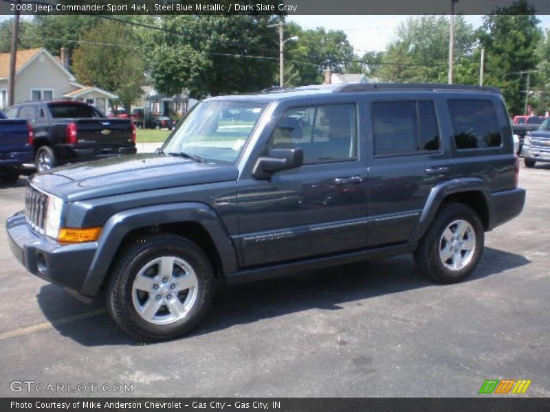 Front 3/4 View of 2008 Commander Sport 4x4