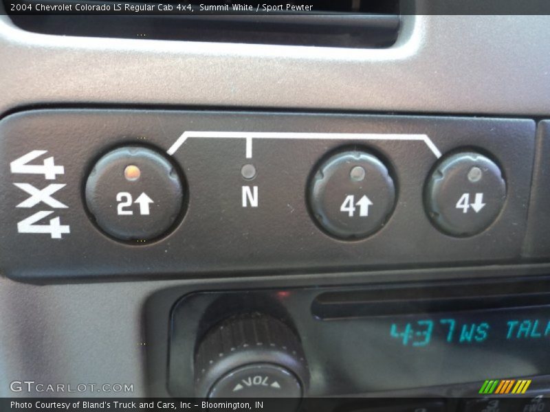 Controls of 2004 Colorado LS Regular Cab 4x4