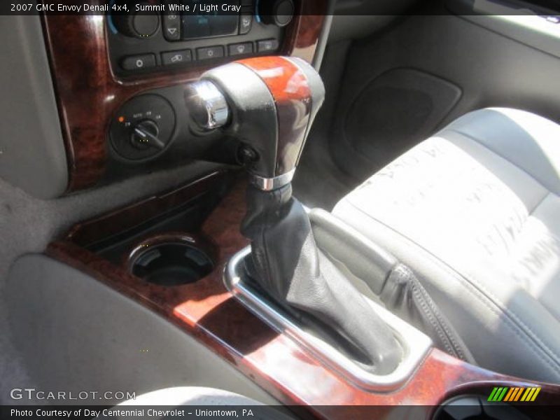 Summit White / Light Gray 2007 GMC Envoy Denali 4x4