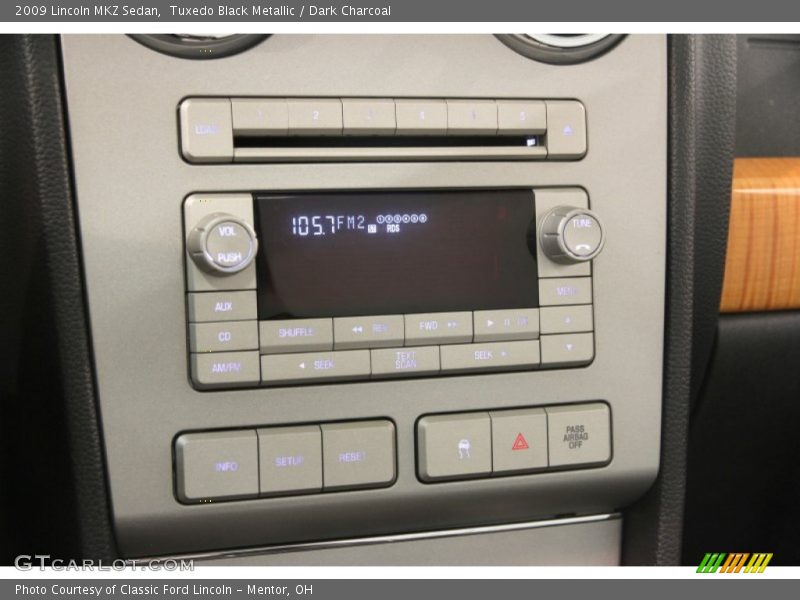 Tuxedo Black Metallic / Dark Charcoal 2009 Lincoln MKZ Sedan
