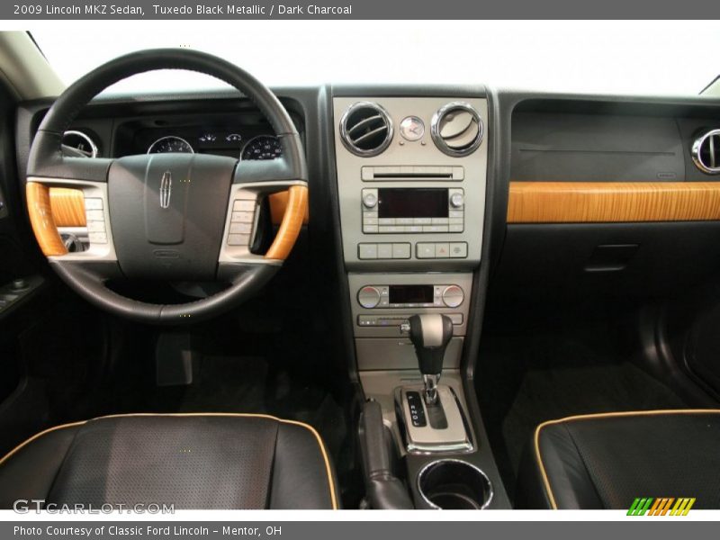 Tuxedo Black Metallic / Dark Charcoal 2009 Lincoln MKZ Sedan