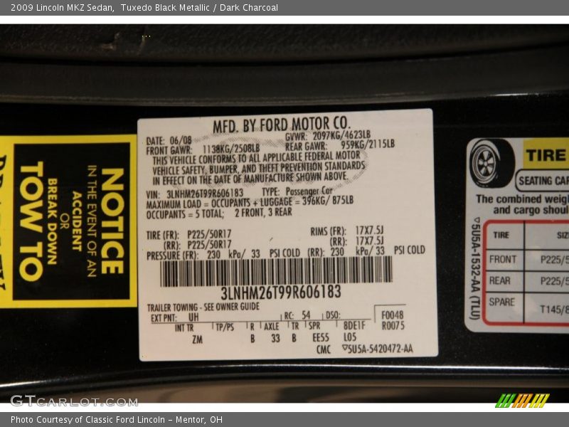 Tuxedo Black Metallic / Dark Charcoal 2009 Lincoln MKZ Sedan