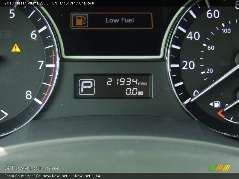 Brilliant Silver / Charcoal 2013 Nissan Altima 2.5 S