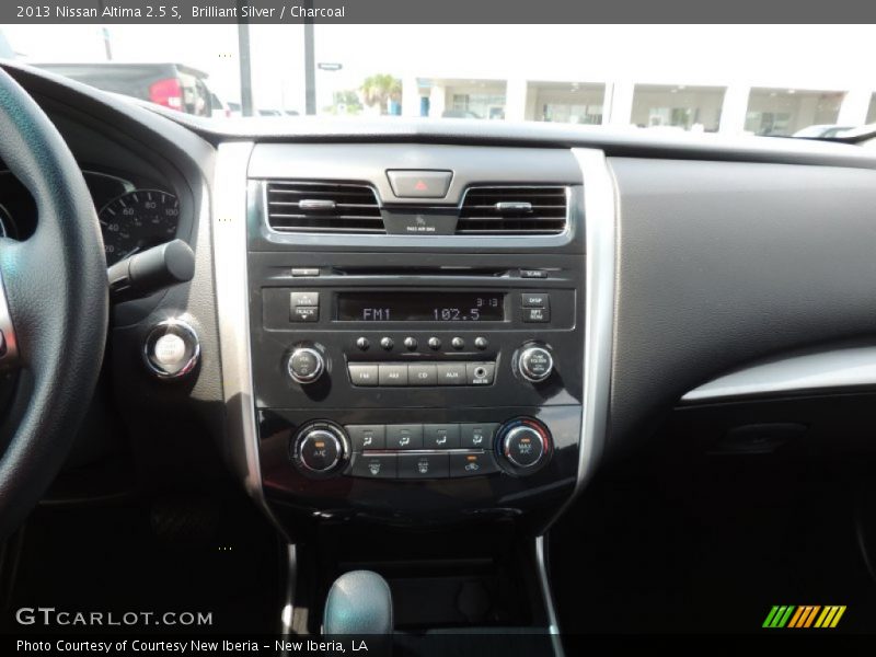 Brilliant Silver / Charcoal 2013 Nissan Altima 2.5 S