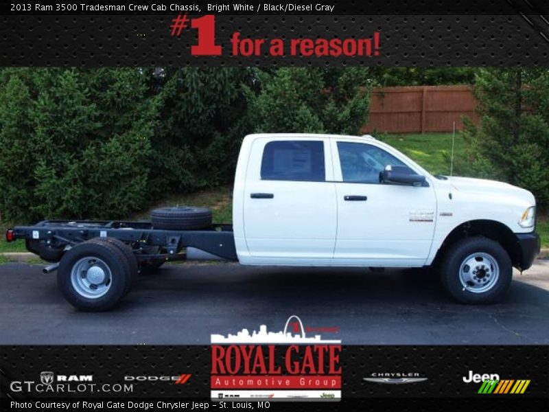 Bright White / Black/Diesel Gray 2013 Ram 3500 Tradesman Crew Cab Chassis