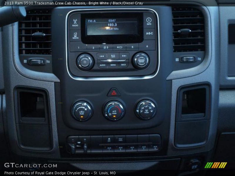 Bright White / Black/Diesel Gray 2013 Ram 3500 Tradesman Crew Cab Chassis