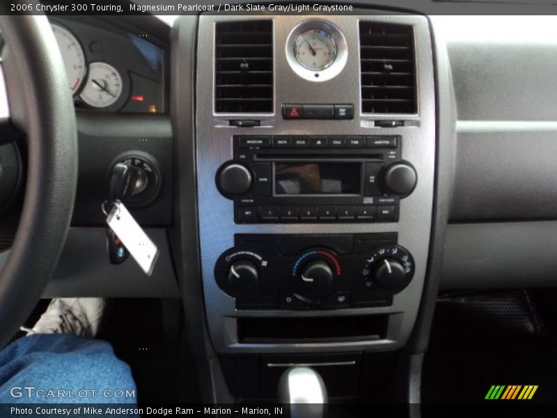 Magnesium Pearlcoat / Dark Slate Gray/Light Graystone 2006 Chrysler 300 Touring