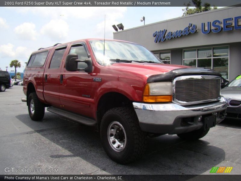 Toreador Red Metallic / Medium Parchment 2001 Ford F250 Super Duty XLT Super Crew 4x4