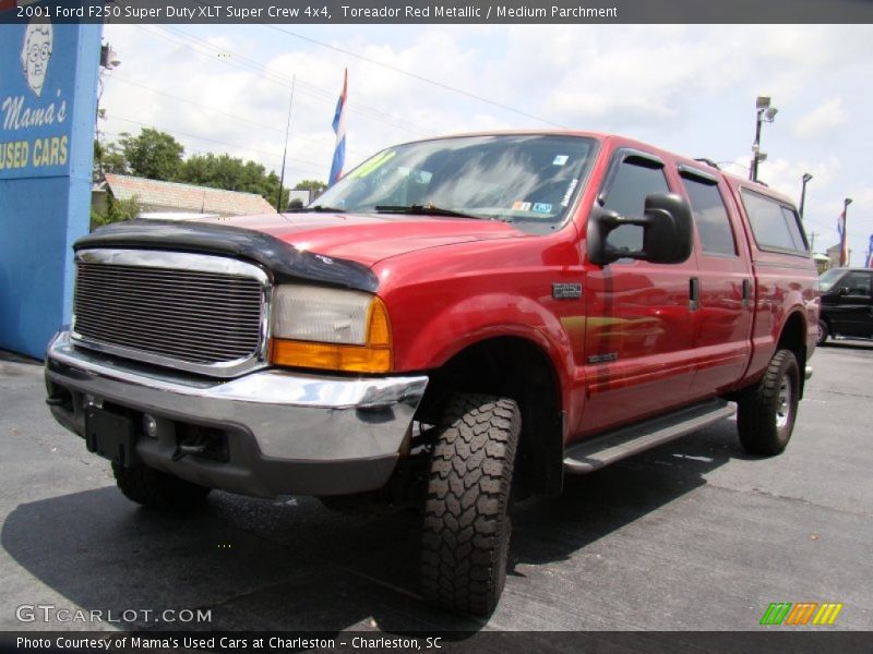 Toreador Red Metallic / Medium Parchment 2001 Ford F250 Super Duty XLT Super Crew 4x4