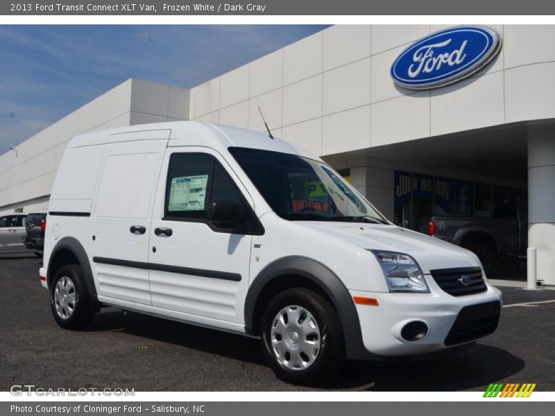 Front 3/4 View of 2013 Transit Connect XLT Van