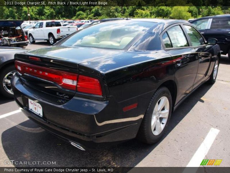Pitch Black / Black/Light Frost Beige 2013 Dodge Charger SE