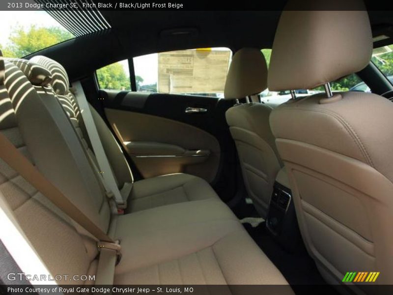 Pitch Black / Black/Light Frost Beige 2013 Dodge Charger SE