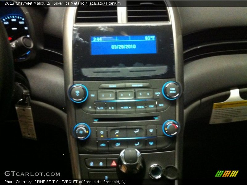 Silver Ice Metallic / Jet Black/Titanium 2013 Chevrolet Malibu LS