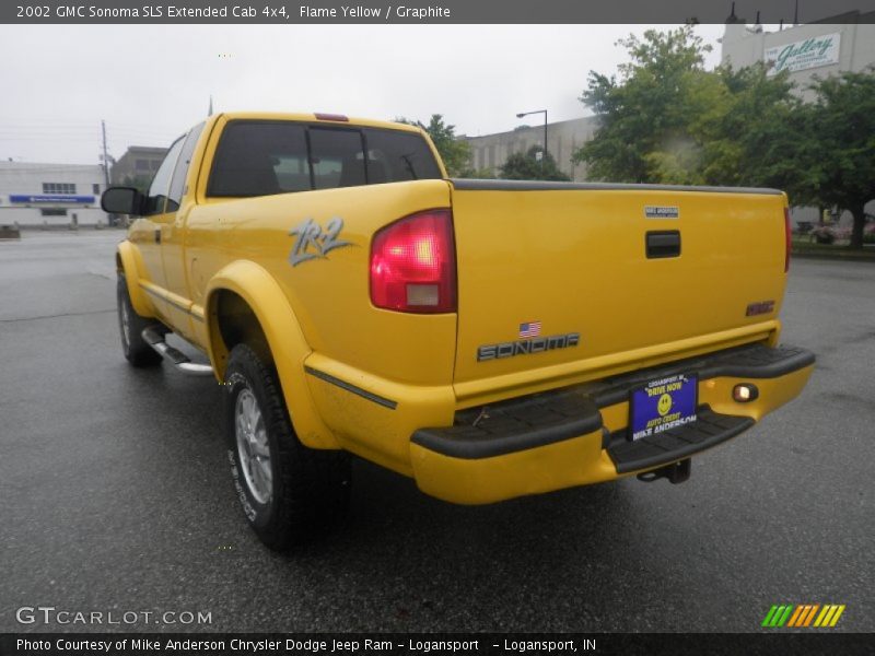 Flame Yellow / Graphite 2002 GMC Sonoma SLS Extended Cab 4x4