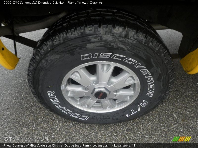  2002 Sonoma SLS Extended Cab 4x4 Wheel