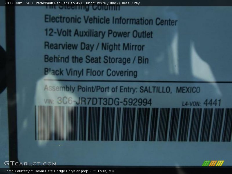 Bright White / Black/Diesel Gray 2013 Ram 1500 Tradesman Regular Cab 4x4