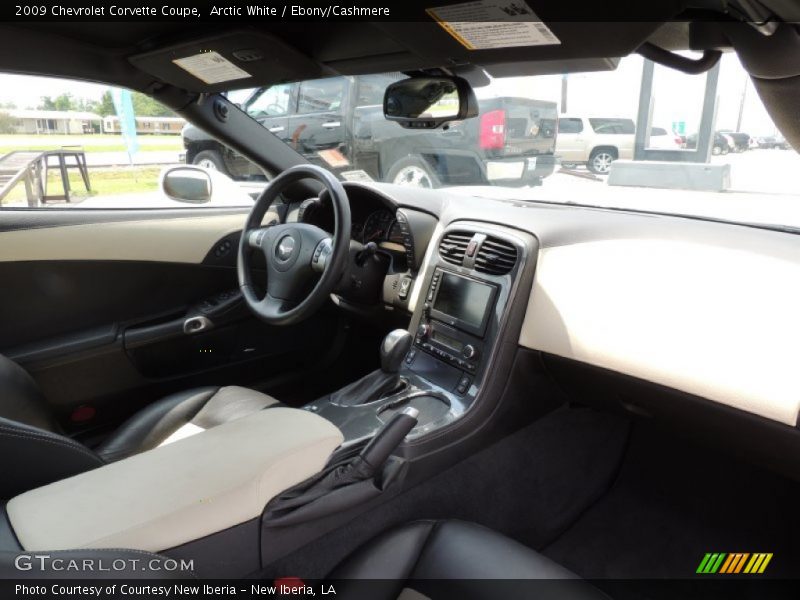 Arctic White / Ebony/Cashmere 2009 Chevrolet Corvette Coupe