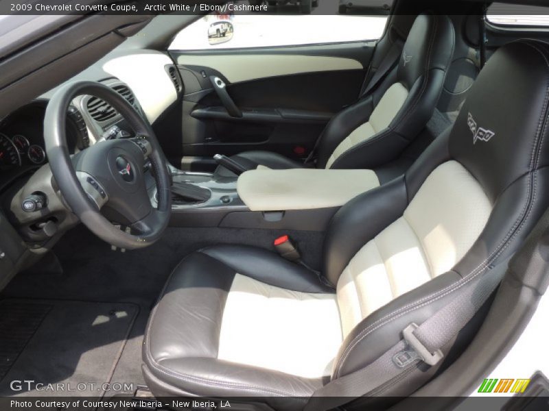 Arctic White / Ebony/Cashmere 2009 Chevrolet Corvette Coupe