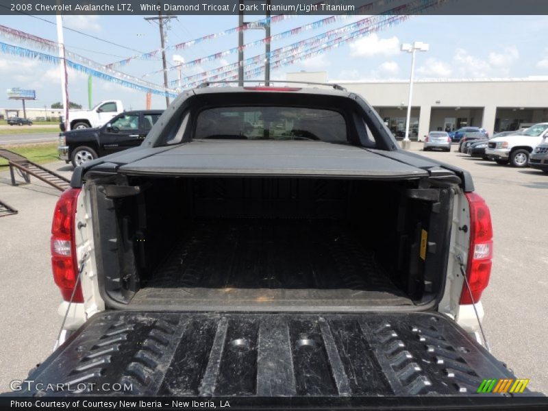 White Diamond Tricoat / Dark Titanium/Light Titanium 2008 Chevrolet Avalanche LTZ