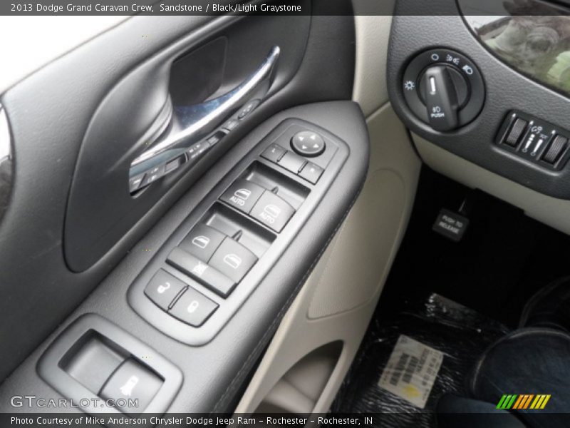 Sandstone / Black/Light Graystone 2013 Dodge Grand Caravan Crew