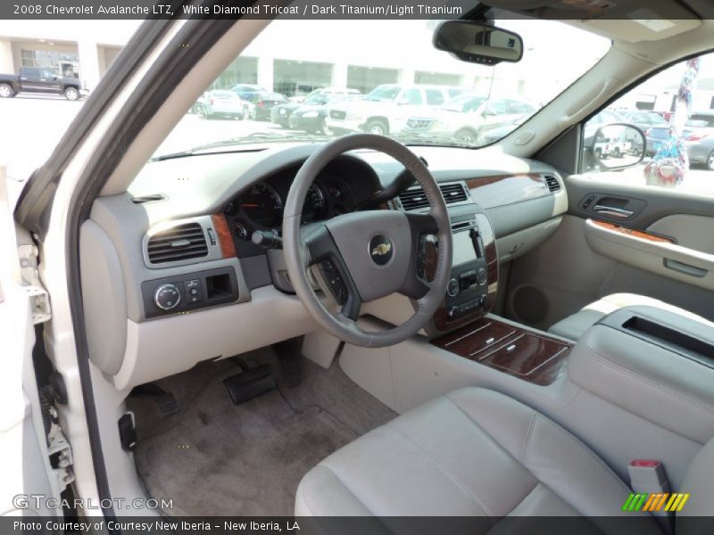 White Diamond Tricoat / Dark Titanium/Light Titanium 2008 Chevrolet Avalanche LTZ